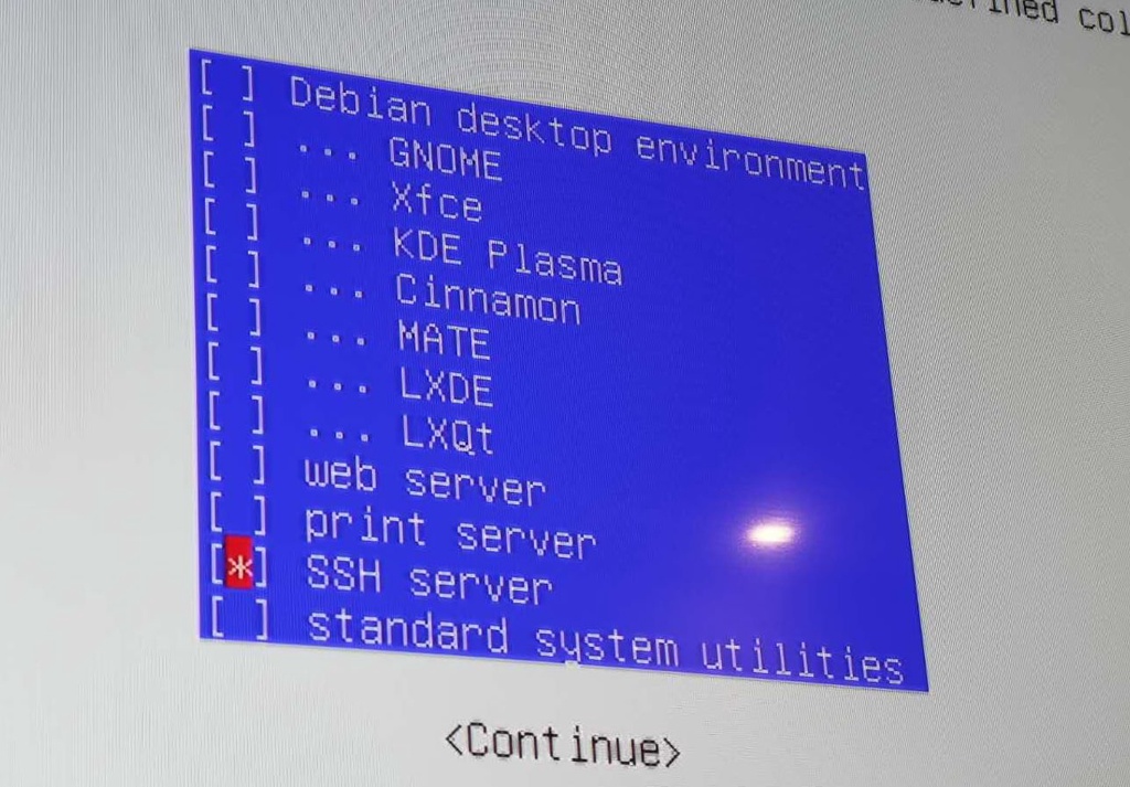 自己组装21瓦低功耗家庭爬虫、文件、web服务器