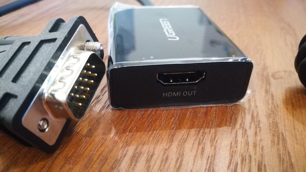 绿联 VGA 转 HDMI 线